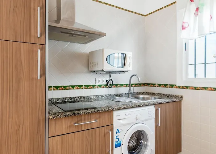 Estudio Lila * كونيل ذي لا فرونتيرا